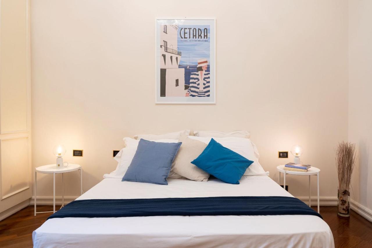 Bella Domus Suites Salerno Bagian luar foto