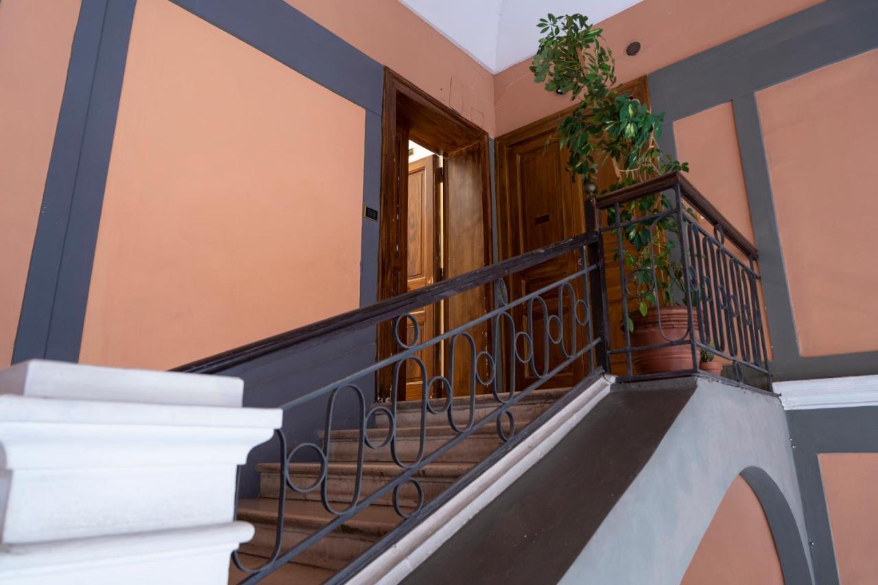 Bella Domus Suites Salerno Bagian luar foto